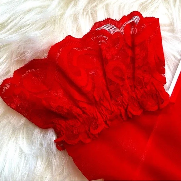 Red Thigh High Stockings with Lace Detail - Picture 5 of 5